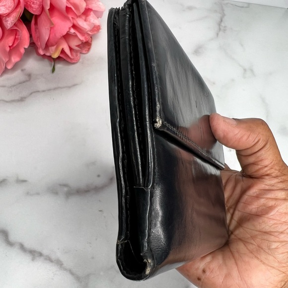 Vintage GUCCI Small Flap Bifold Wallet - Picture 12 of 14